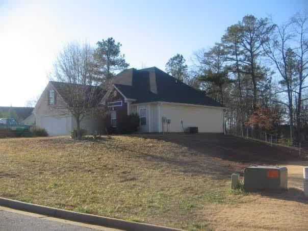619 Rosebud Ln., Winder, GA 30680