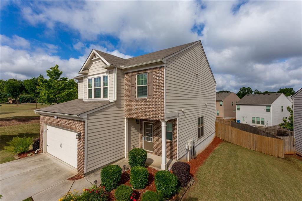 1369 Star Water Dr., Lawrenceville, GA 30045