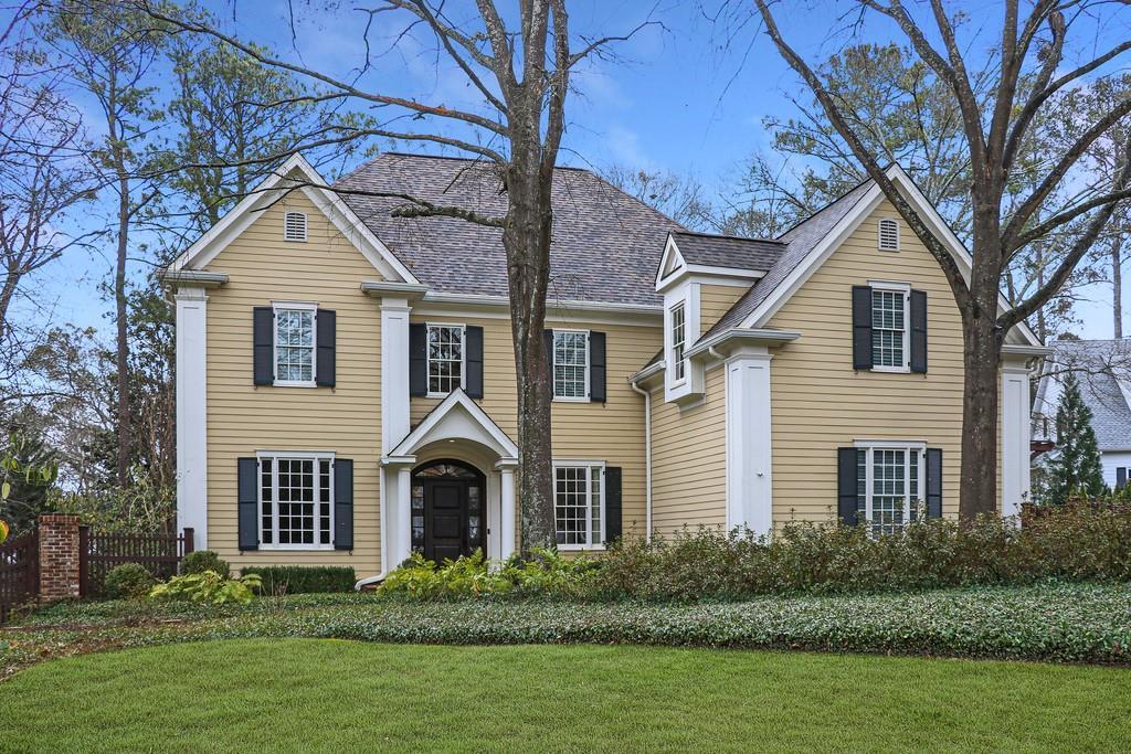 2375 Hyde Park Ct., Atlanta, GA 30318