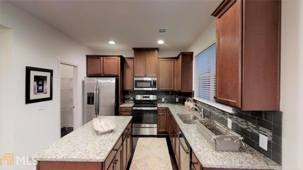 5566 Fairhaven Pl. #304, Fairburn, GA 30213