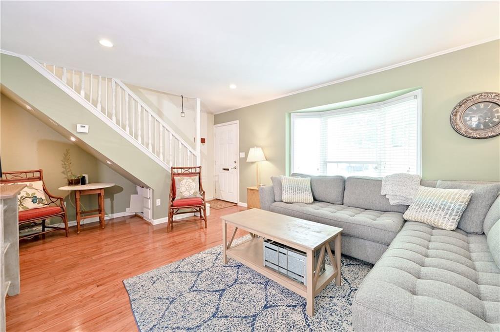 136 Peachtree Memorial Dr. #RI3, Atlanta, GA 30309