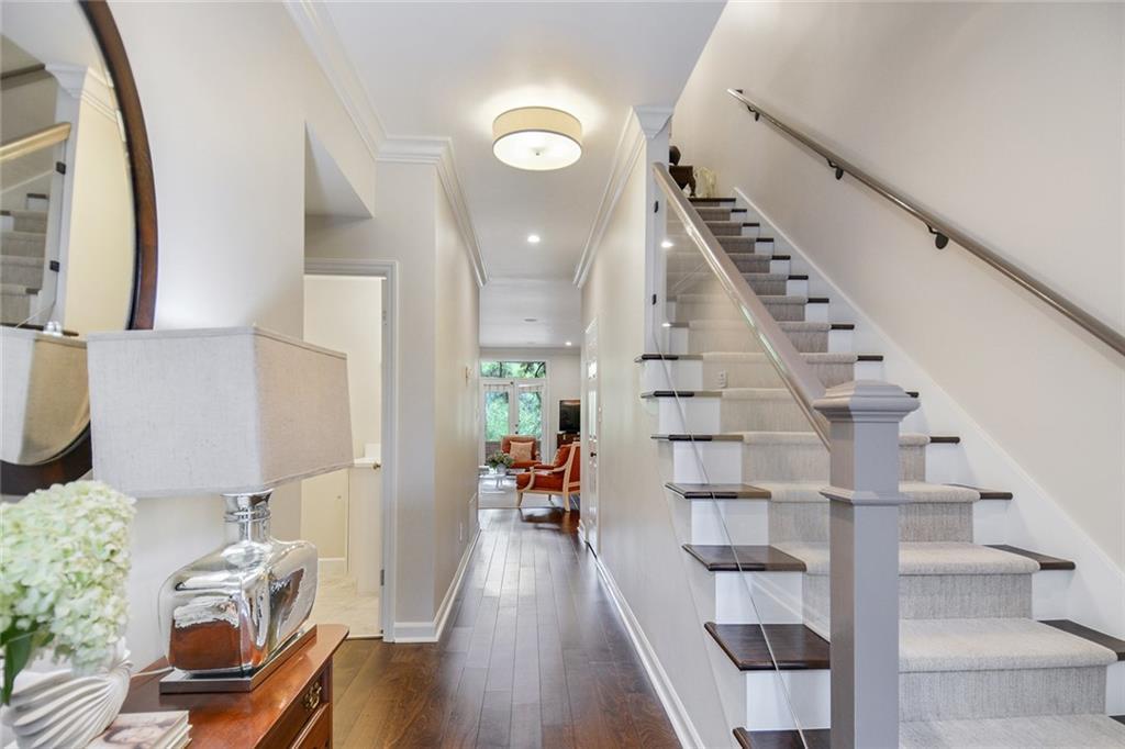 47 Willow Glen, Sandy Springs, GA 30342