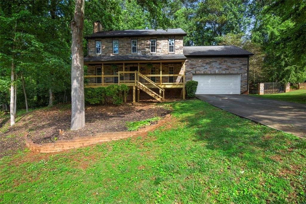 110 Timbervalley Ln., Lawrenceville, GA 30043