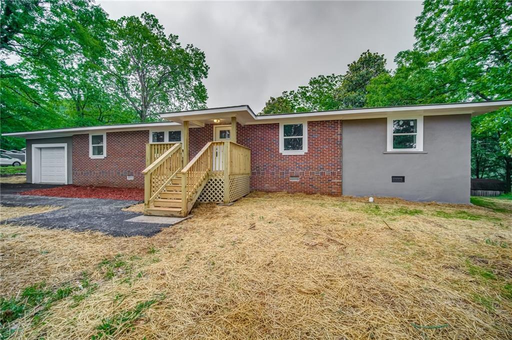 244 Railroad Ave., Lula, GA 30554