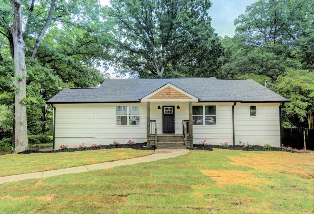 4964 Chamblee Tucker Rd., Tucker, GA 30084