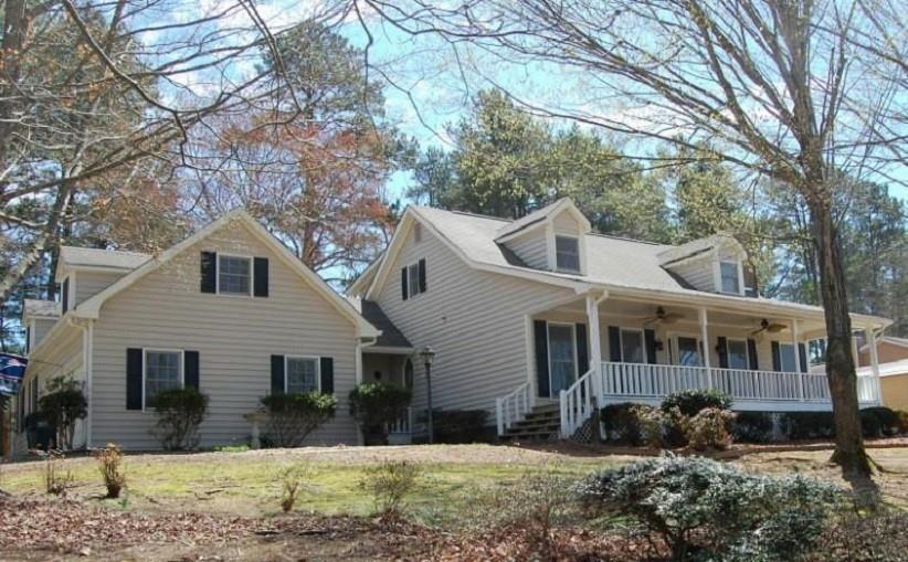 1870 Shoreline Trace, Grayson, GA 30017