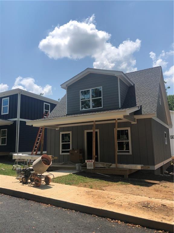224 Old Canton Cir., Ball Ground, GA 30107
