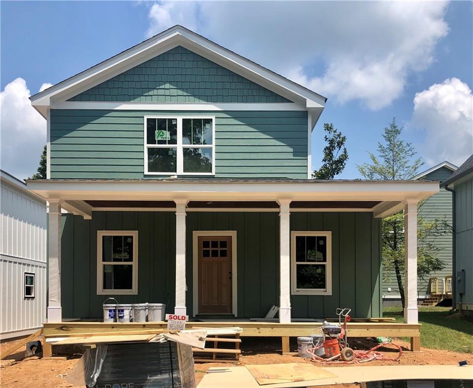 204 Old Canton Cir., Ball Ground, GA 30107