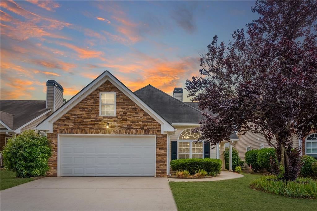 160 Hunterian Pl., Newnan, GA 30265