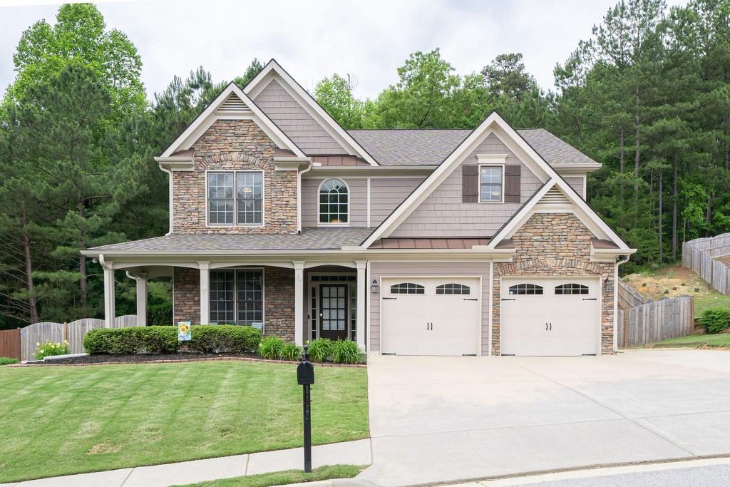 170 Crimson Dr., Dallas, GA 30132