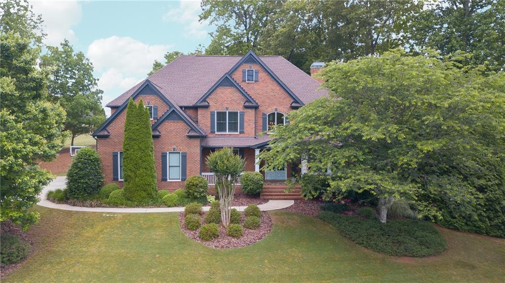 6130 Lakeaires Dr., Cumming, GA 30040