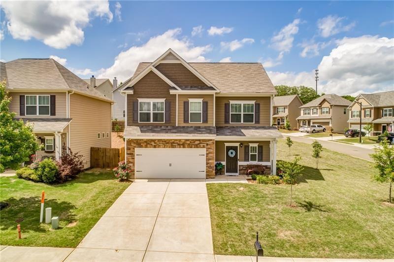 329 Rippling Dr., Ball Ground, GA 30107