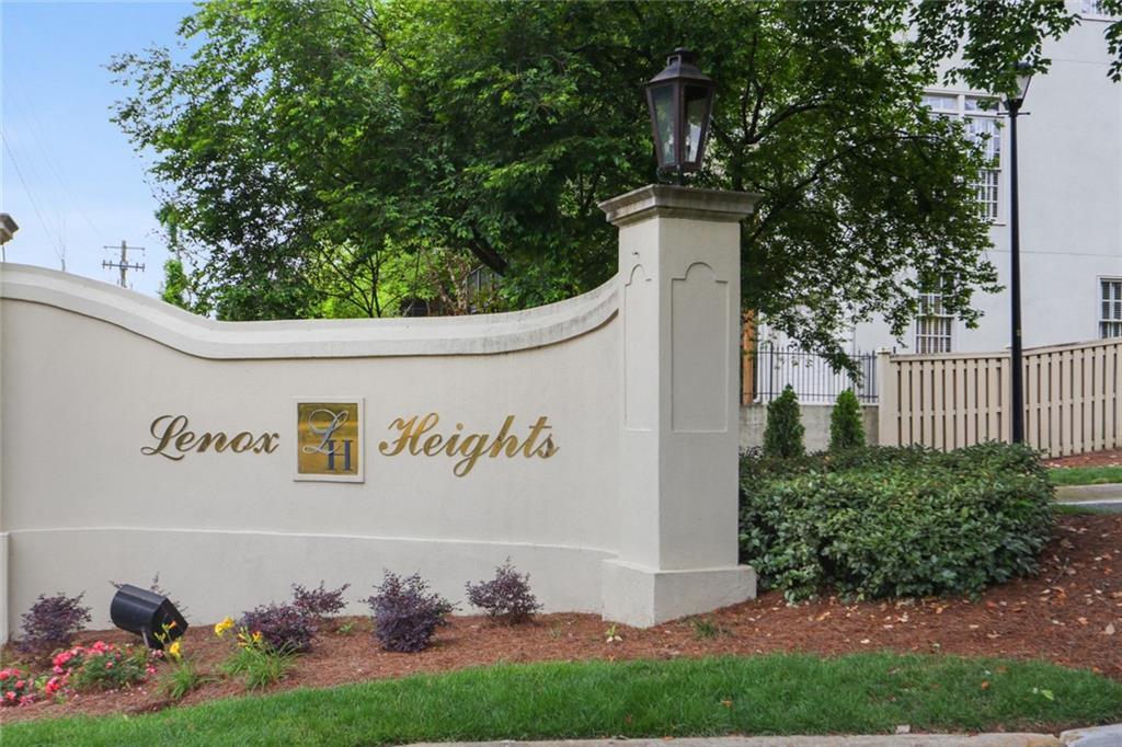 1206 Pine Heights Dr., Atlanta, GA 30324