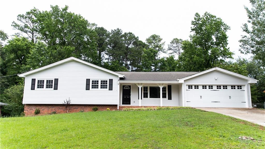 1146 Charlie Ln., Lilburn, GA 30047