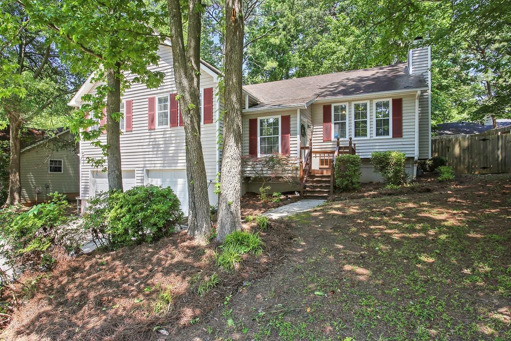 1200 Mountain Springs Dr., Kennesaw, GA 30144