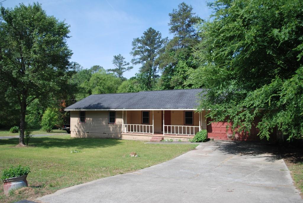 2063 Ebenezer Rd., Conyers, GA 30094