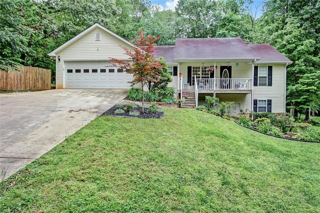 5346 Forest South Pl., Oakwood, GA 30566