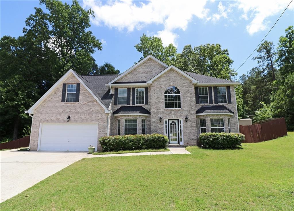 3750 Boulder Forest Ln., Ellenwood, GA 30294