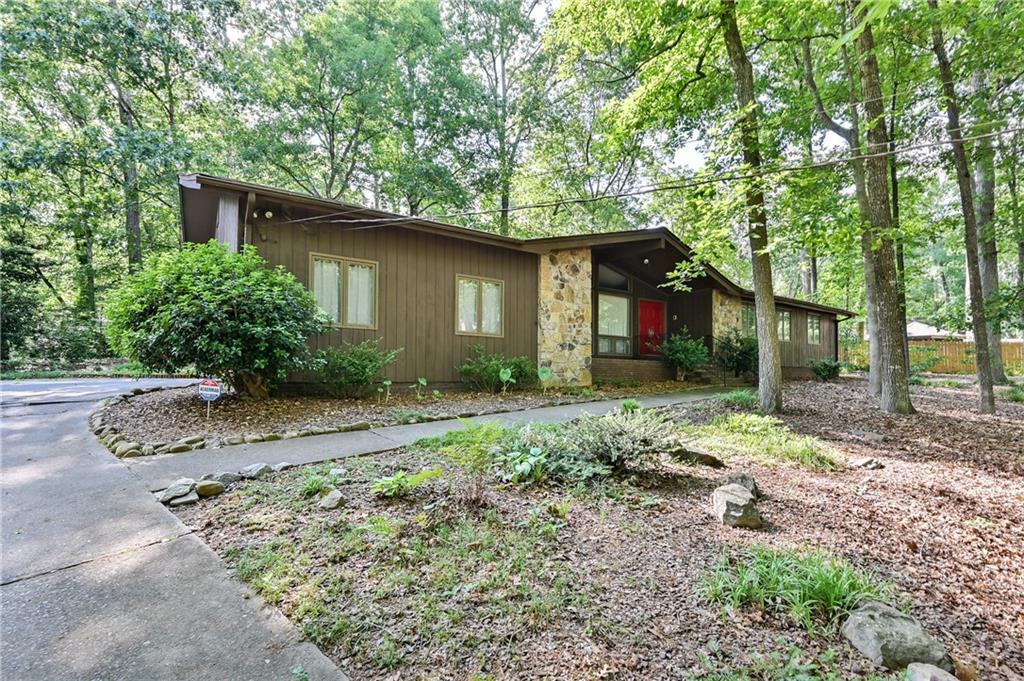 7270 Northgreen Dr., Sandy Springs, GA 30328