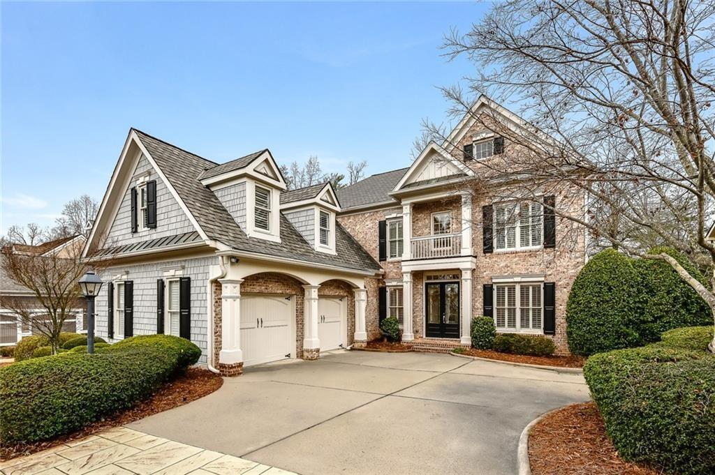 3366 Harbour Point Pkwy., Gainesville, GA 30506