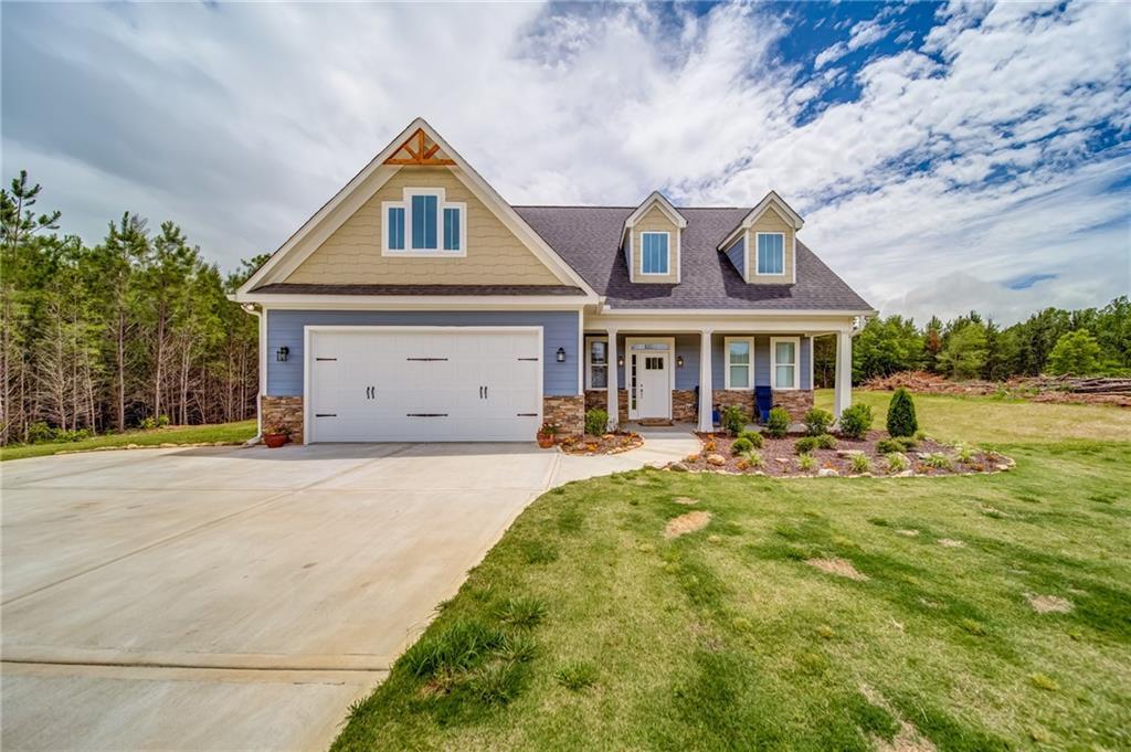 212 Stoneledge Dr., Jasper, GA 30143