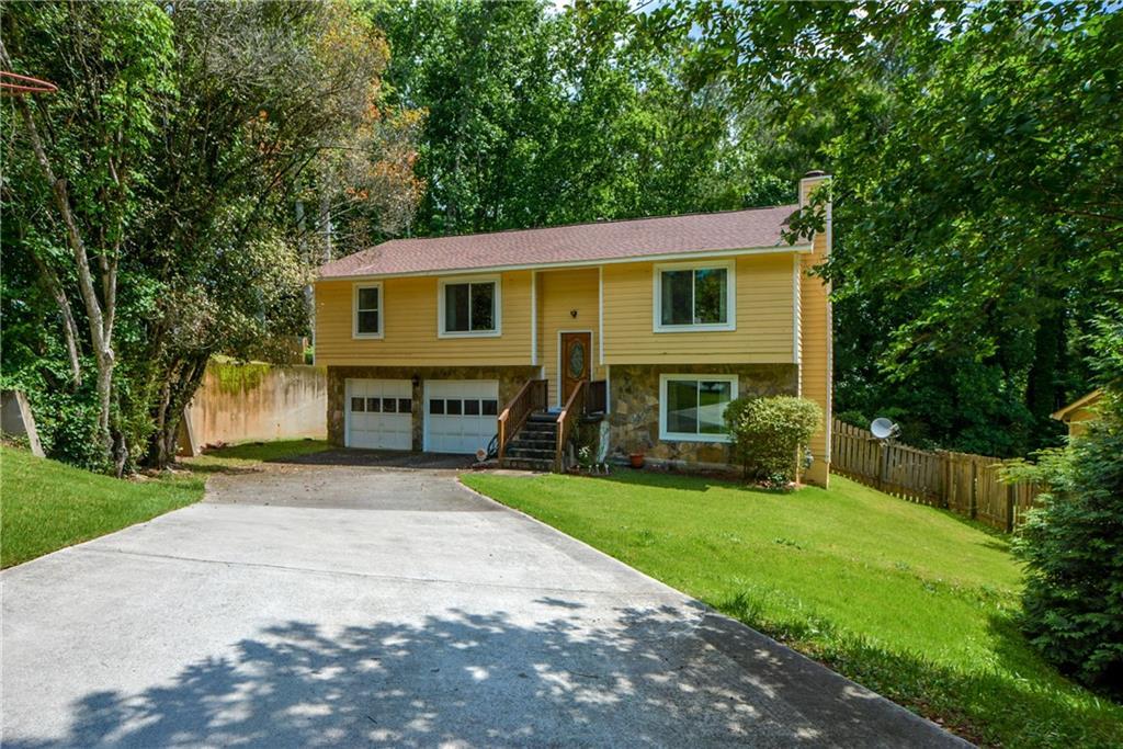 175 Terramont Ct., Roswell, GA 30076