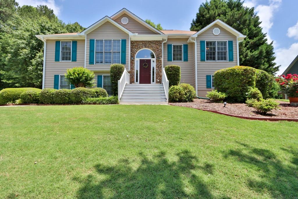 5995 Sarah Orr Ln., Cumming, GA 30040
