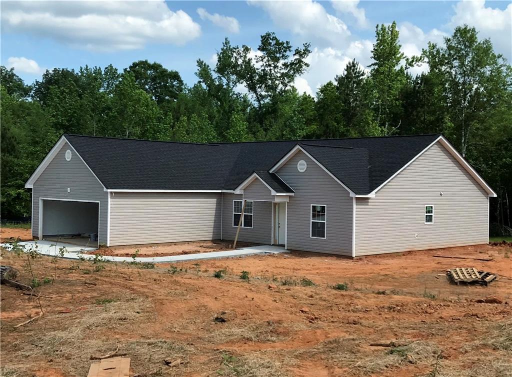 305 Bramble Bush Trl, Covington, GA 30014