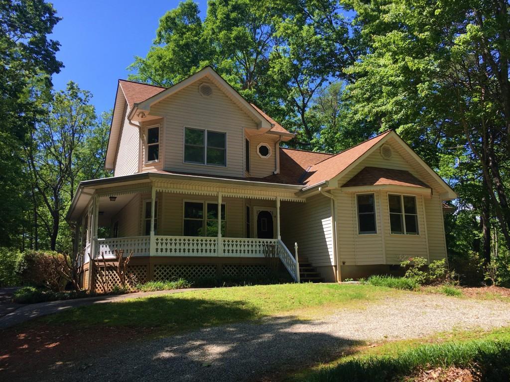 94 Caroline Ct., Dahlonega, GA 30533