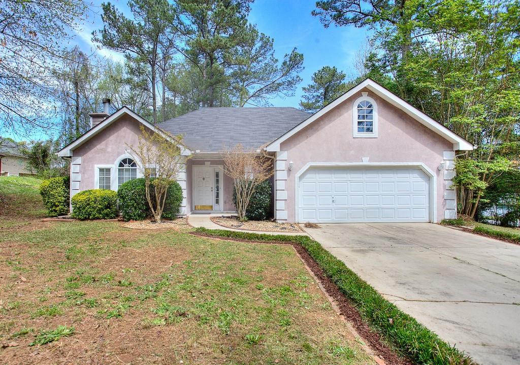 7266 Monterey Ave., Lithonia, GA 30058