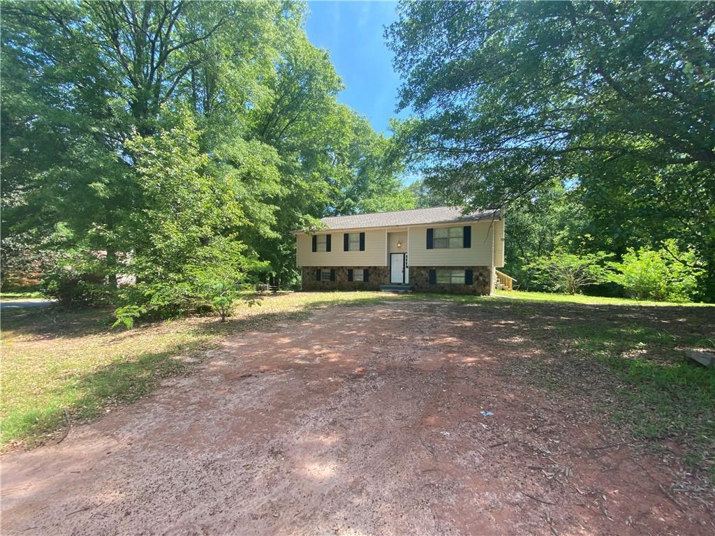 8680 Embrey Dr., Jonesboro, GA 30236