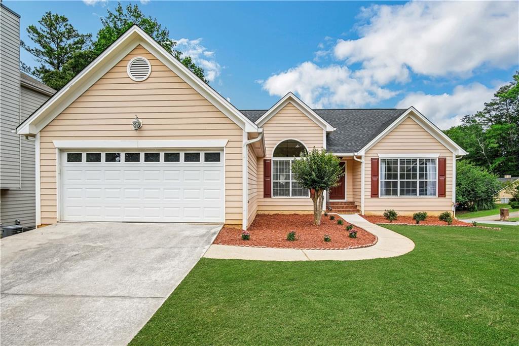 678 Glenspring Dr., Lawrenceville, GA 30043