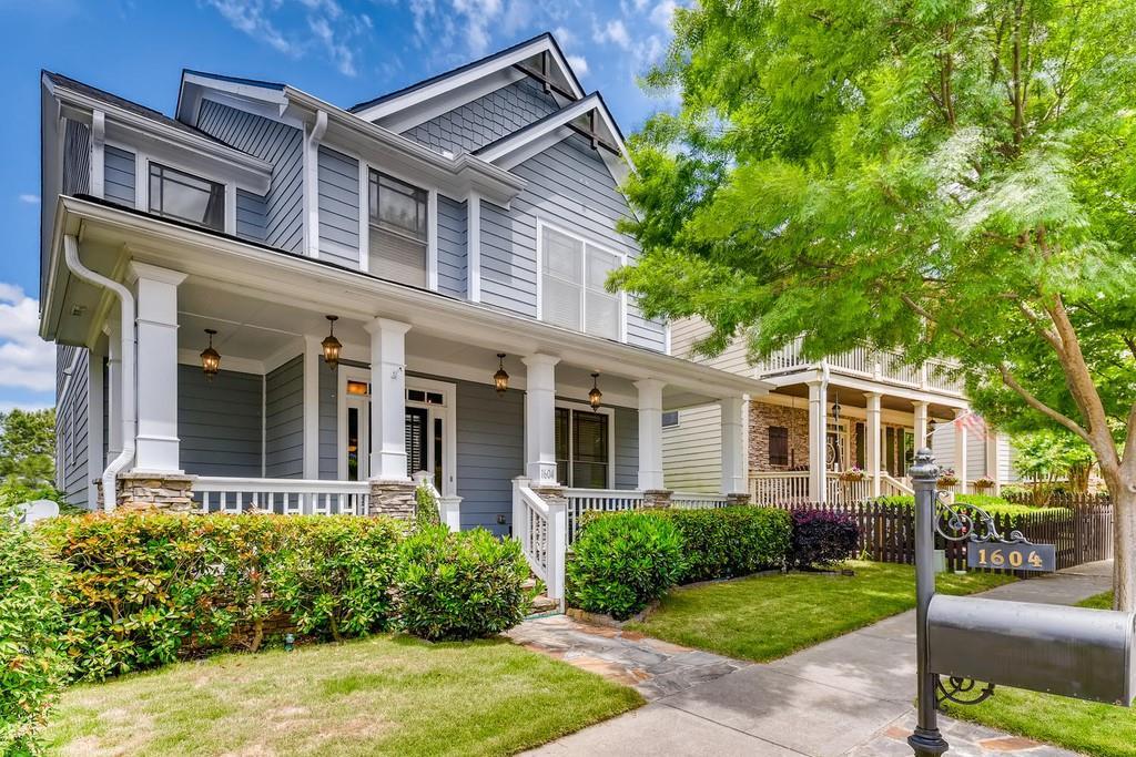 1604 Gilstrap Ln., Atlanta, GA 30318