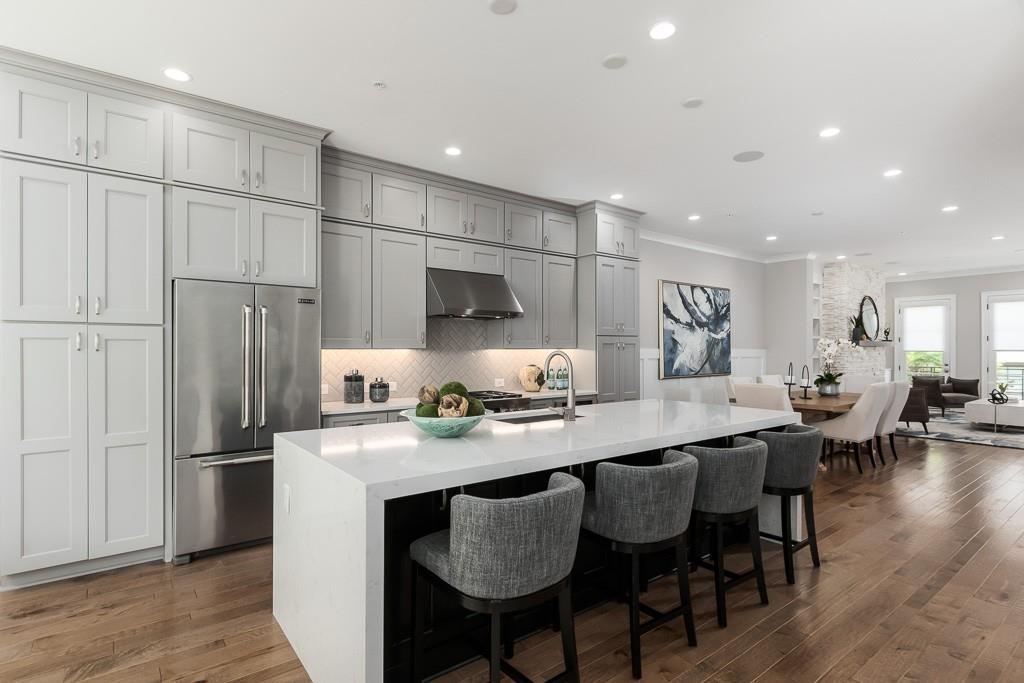 110 Ridgely Ct. #23, Sandy Springs, GA 30342