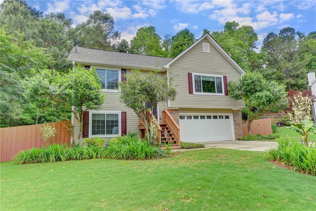 7069 Saratoga Dr., Flowery Branch, GA 30542