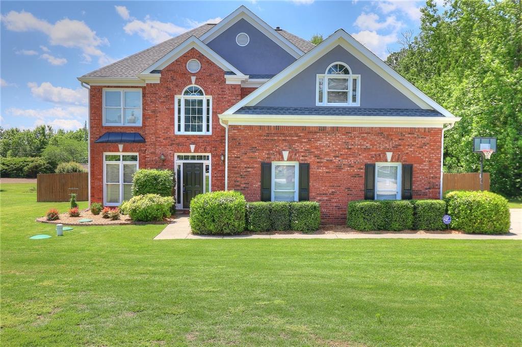 2365 Amberbrook Ln., Grayson, GA 30017