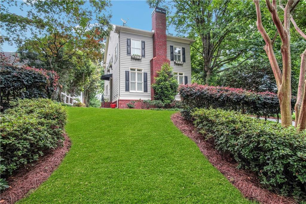 2375 Hurst Dr., Atlanta, GA 30305