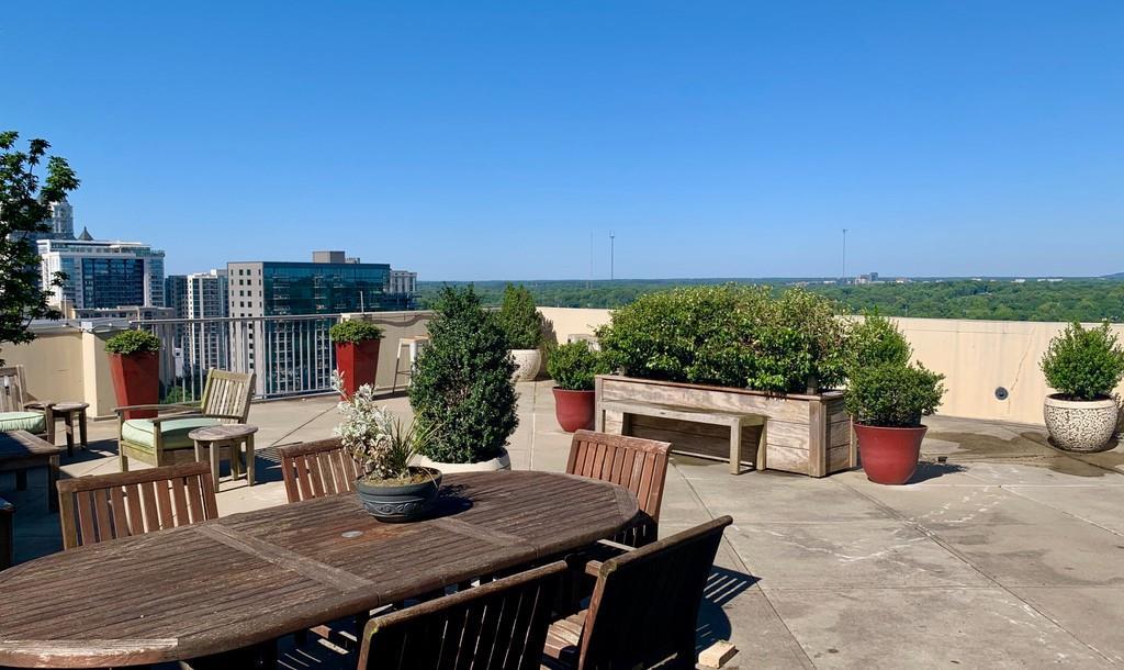 943 Peachtree St. #1714, Atlanta, GA 30309