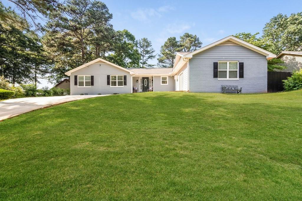 1690 Sundale Dr., Lawrenceville, GA 30046