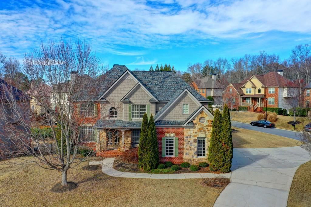 8910 Cypress Oaks Pl., Gainesville, GA 30506