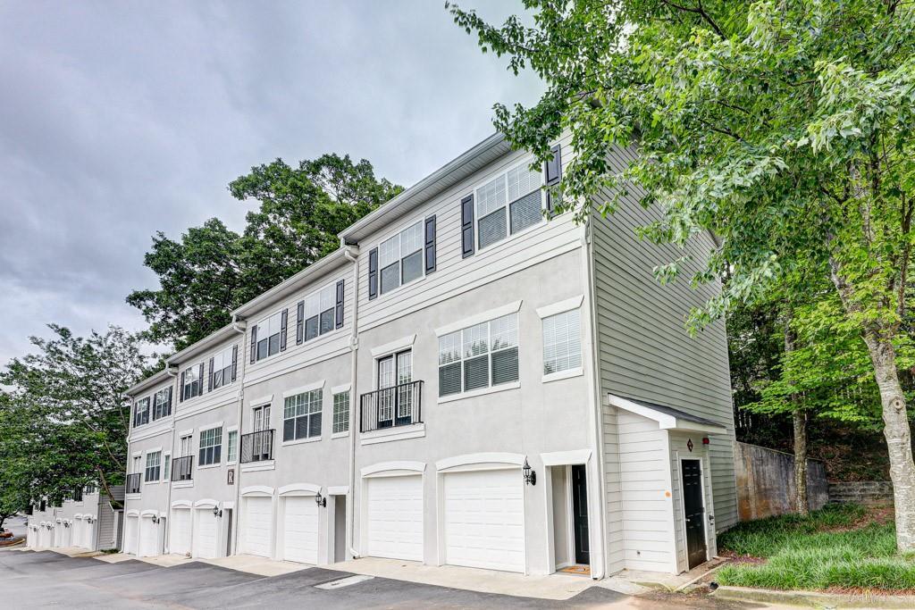 1150 Collier Rd. #R4, Atlanta, GA 30318