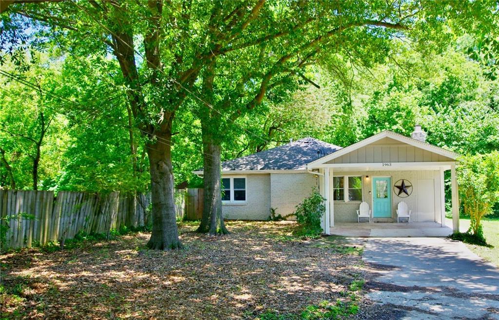 1963 Main St., Atlanta, GA 30318