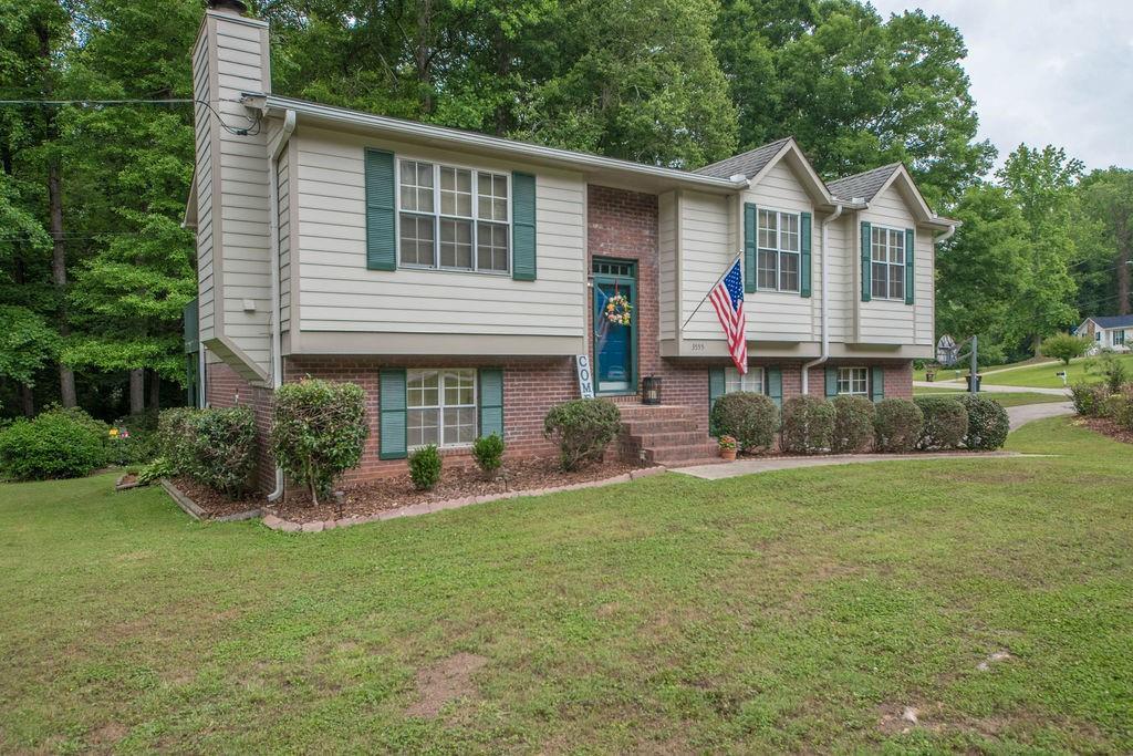 3555 W Melissa Ln., Douglasville, GA 30135
