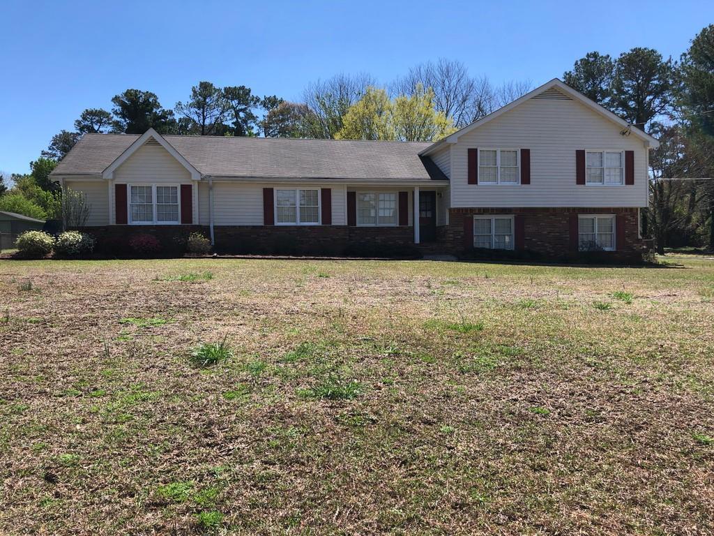 2448 Mountain View Rd., Snellville, GA 30078