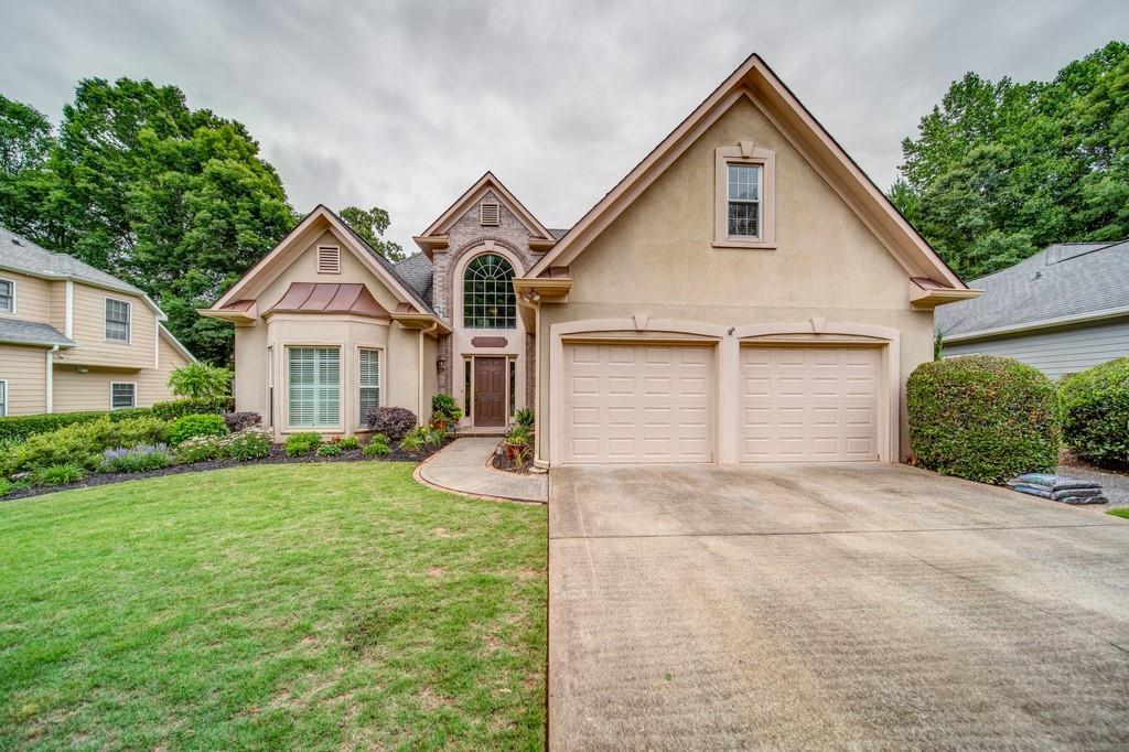205 Bent Oak Ln., Woodstock, GA 30189