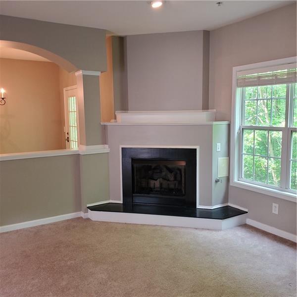 1422 Orchard Park Dr., Stone Mountain, GA 30083