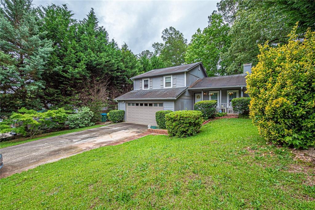 2523 Mistletoe Ln., Snellville, GA 30039