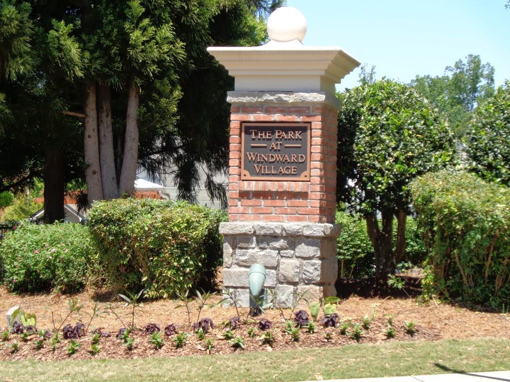 2910 Commonwealth Cir., Alpharetta, GA 30004