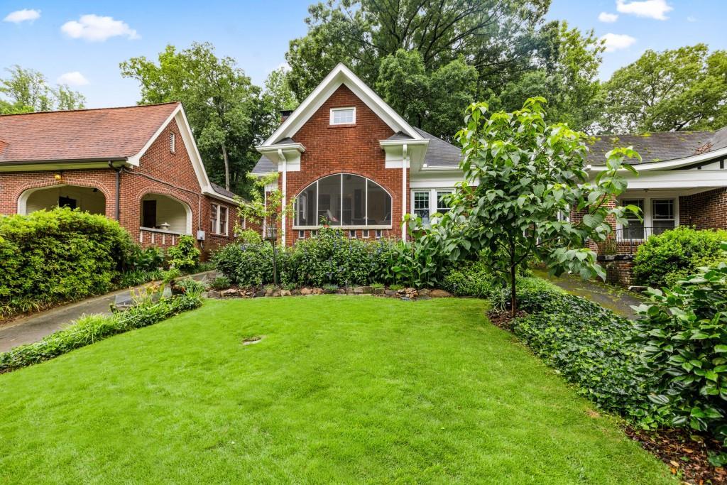 877 Amsterdam Ave., Atlanta, GA 30306