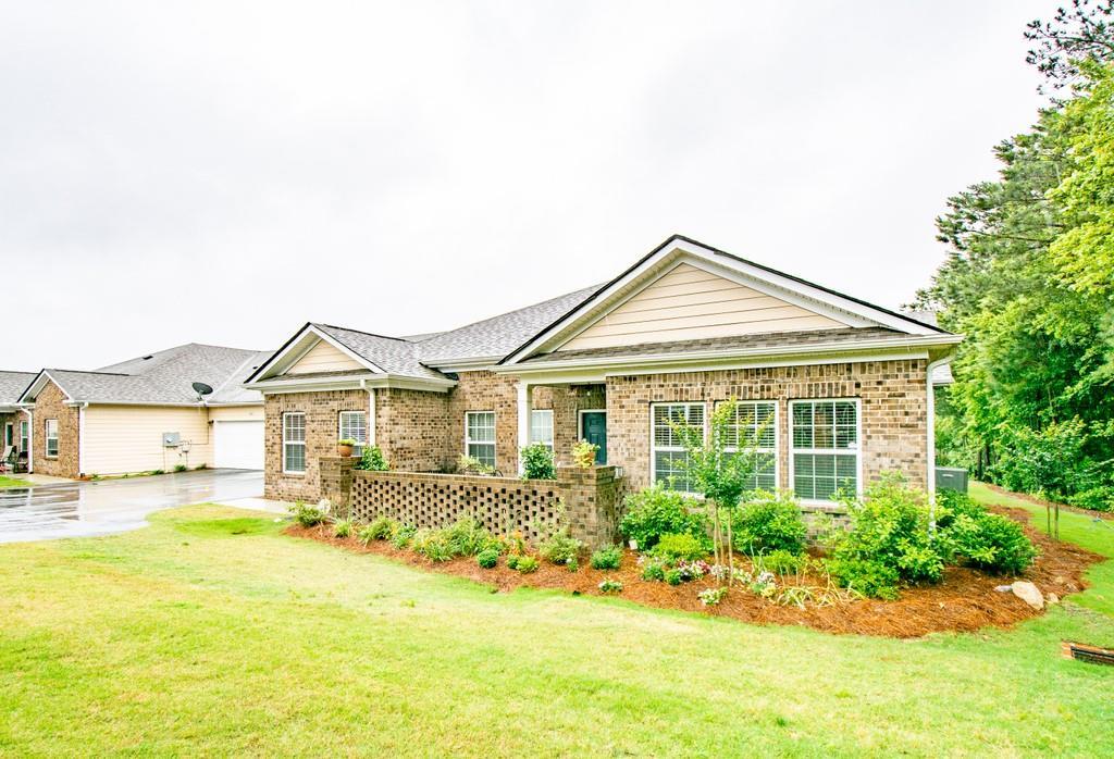323 Villa Park Cir. #27, Stone Mountain, GA 30087